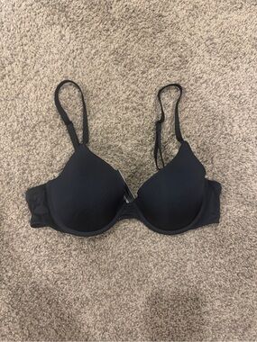 VICTORIA SECRET UPLIFT SEMI DEMI BLACK BRA—34B